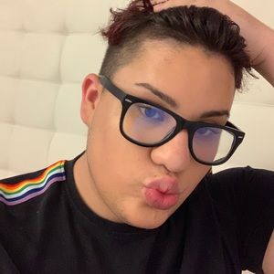 Meet your Posher, Raul